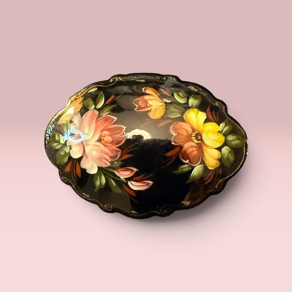 Vintage Russian Lacquer Brooch in the Zhostovo Folk Art Style